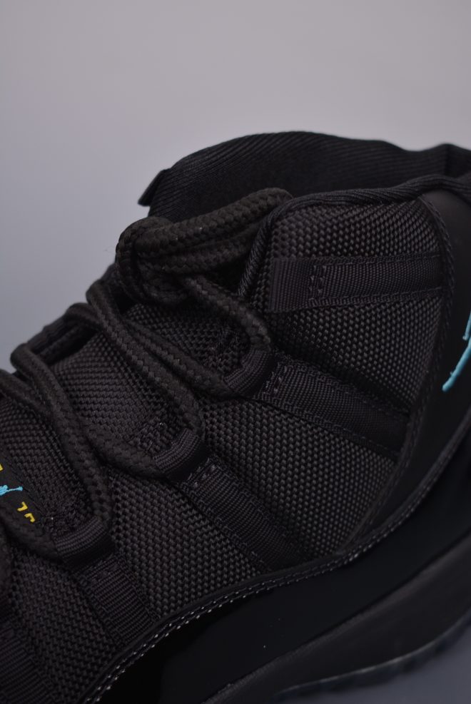 Air Jordan 11 Retro Gamma Blue - Image 3