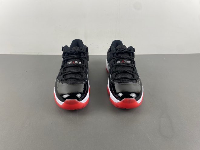 Air Jordan 11 Retro Low Bred - Image 2