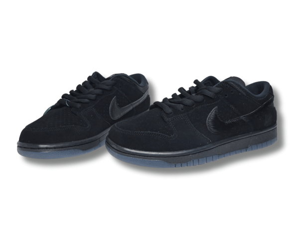 Nike Dunk Low SP UNDEFEATED Black Dunk vs. AF1 Pack 2