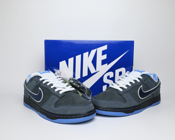 Nike Dunk SB Low Blue Lobster 2009