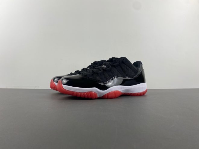 Air Jordan 11 Retro Low Bred - Image 6