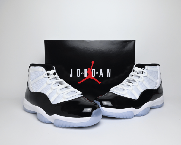 Jordan 11 Retro Concord 2018