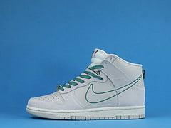 Nike Dunk High SE First Use Sail 2