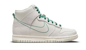 Nike Dunk High SE First Use Sail thumbnail