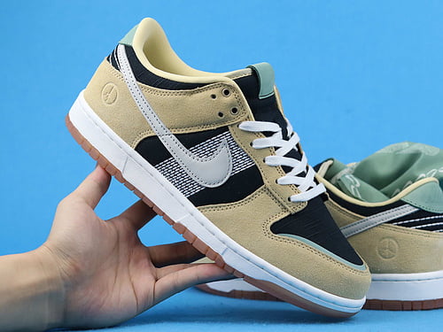 Nike Dunk Low Rooted in Peace 1