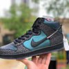 Nike SB Dunk High Black Sheep Hornet 4