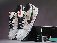 Nike SB Dunk Low Raygun Tie Dye White 15