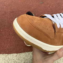 Nike SB Dunk Low Wheat 10