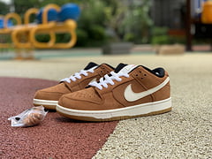 Nike SB Dunk Low Wheat 2