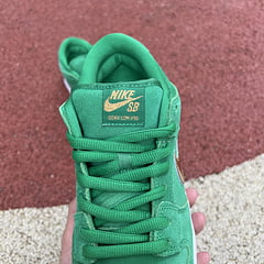 nike sb dunk low pro st patricks day 202210