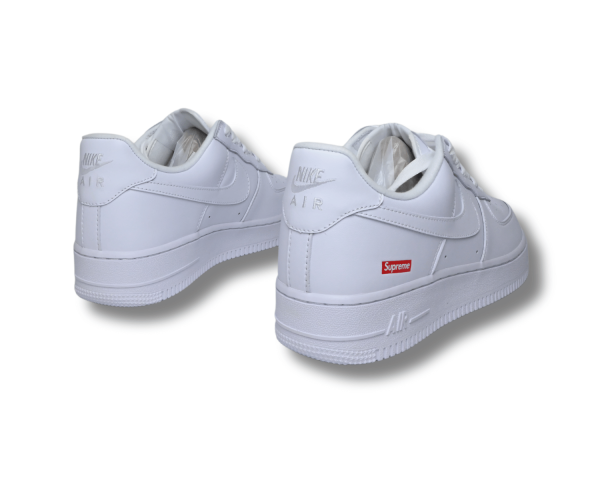 Nike Air Force 1 Low Supreme White 5