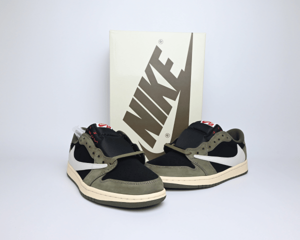 Travis Scott Air Jordan 1 Low OG Black Olive 1