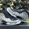 Nike Air Foamposite One Hologram 1