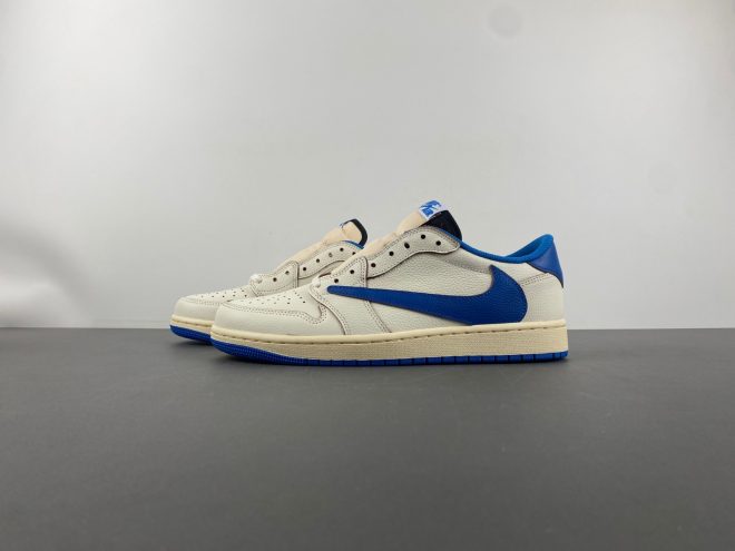 Travis Scott x Air Jordan 1 White Blue Fragment (2025) - Image 3