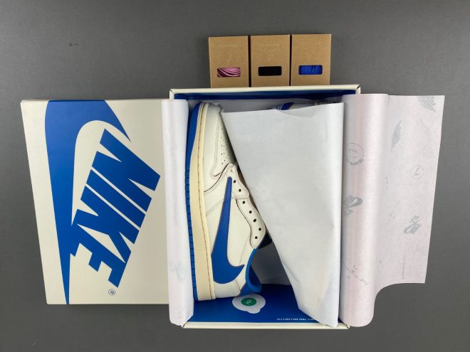 Travis Scott x Air Jordan 1 White Blue Fragment (2025) - Image 10