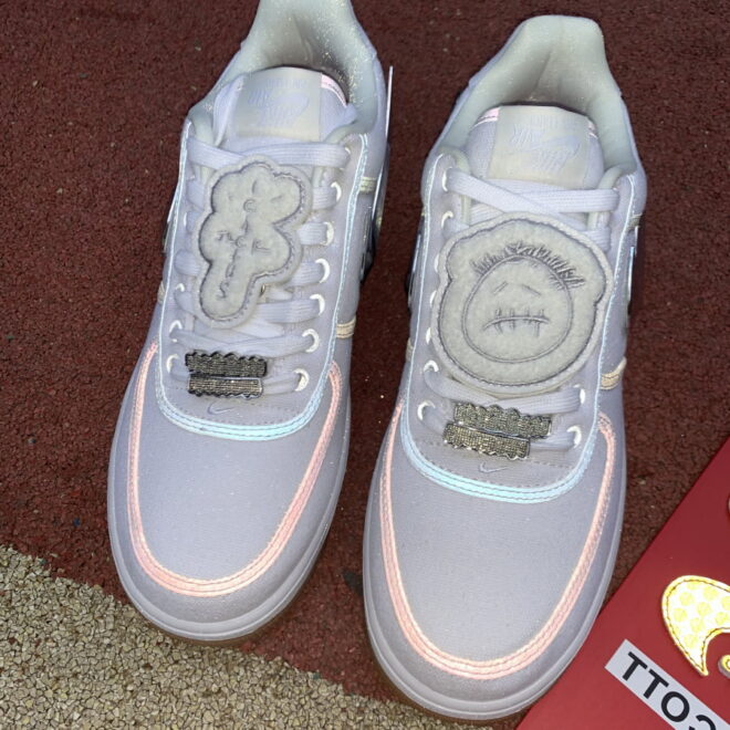 Nike Air Force 1 Low Travis Scott - Image 3