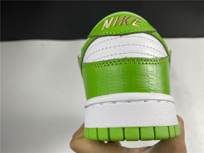 Supreme x Nike SB Dunk Low Mean Green - Image 13