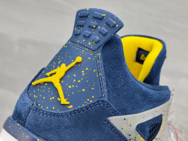 Jordan 4 Retro Michigan (PE) - Image 4