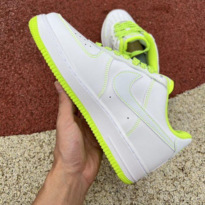 Nike Air Force 1 350823-002 - Image 3