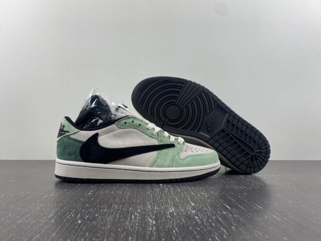 Travis Scott x Air Jordan 1 Green Black - Image 11