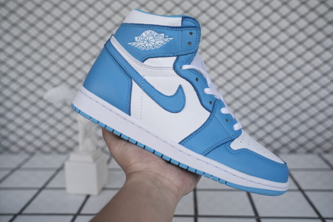 Jordan 1 Retro UNC - Image 2