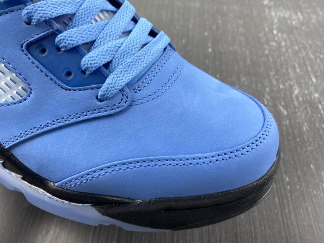 Air Jordan 5 Retro SE 'UNC' - Image 12