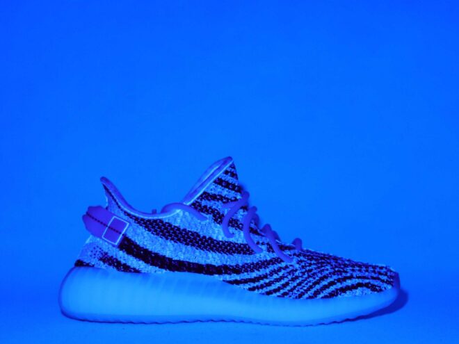 Yeezy Boost 350 V2 Zebra - Image 3