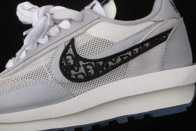 Dior x Sacai x Nk LVD Waffle Daybreak, Swoosh Silver - Image 5