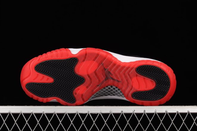 Jordan 11 Retro Low, Concord Bred - Image 4