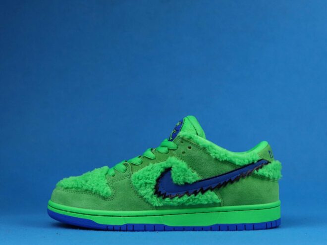 Nike SB Dunk Low Grateful Dead Bears Green - Image 8