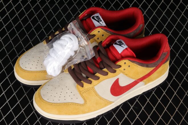 Otomo Katsuhiro x Nike SB Dunk Low Steamboy OST Gold Red Brown - Image 3