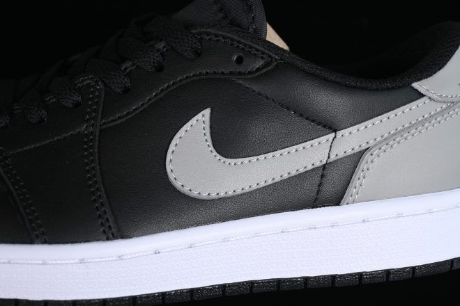 Air Jordan 1 Low OG Shadow - Image 3