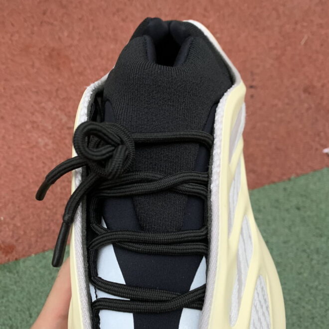 Adidas Yeezy 700 V3 Azael - Image 3