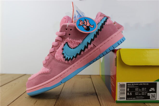 Grateful Dead SB Dunks Pink - Image 11