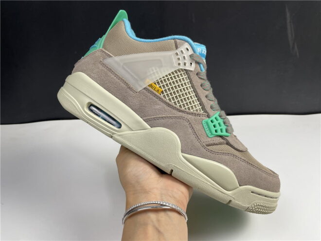 Jordan 4 Retro SP 30th Anniversary Union Taupe Haze - Image 9