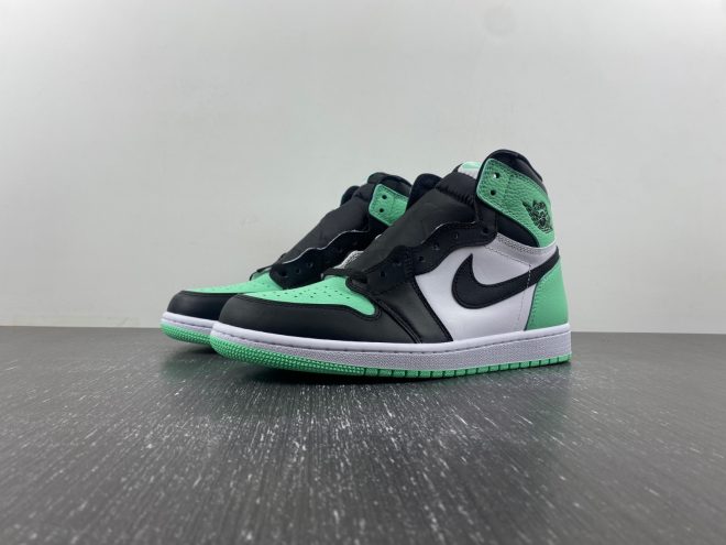 Air Jordan 1 High Green Glow - Image 7