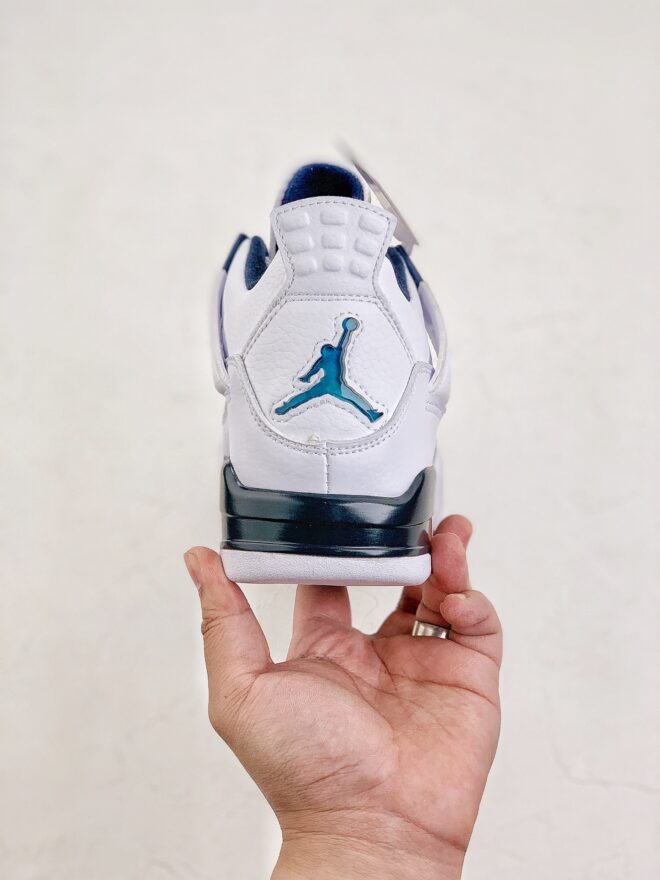 Jordan 4 Retro Columbia - Image 2