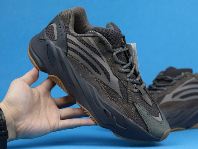 adidas Yeezy Boost 700 V2 Geode - Image 7