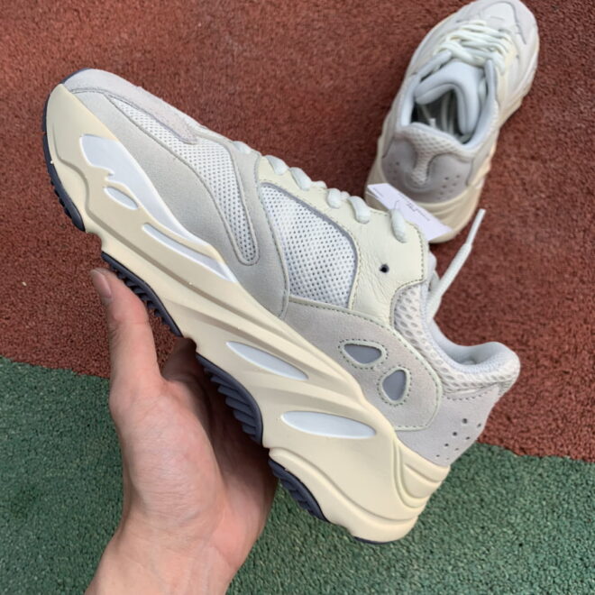 adidas Yeezy Boost 700 Analog - Image 10