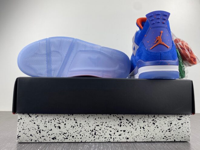 Air Jordan 4 'Florida Gators' PE - Image 5