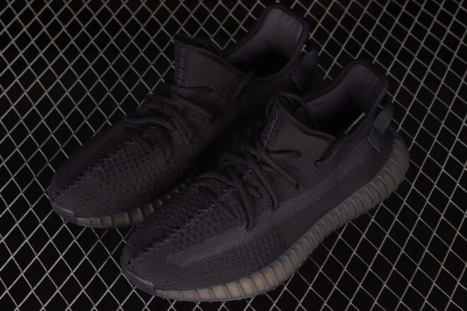 adidas Yeezy Boost 350 V2 Onyx - Image 9