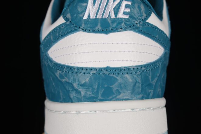 Nike Dunk Low, Ocean (W) - Image 8