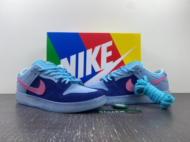 Run The Jewels x Nike SB Dunk Low - Image 6