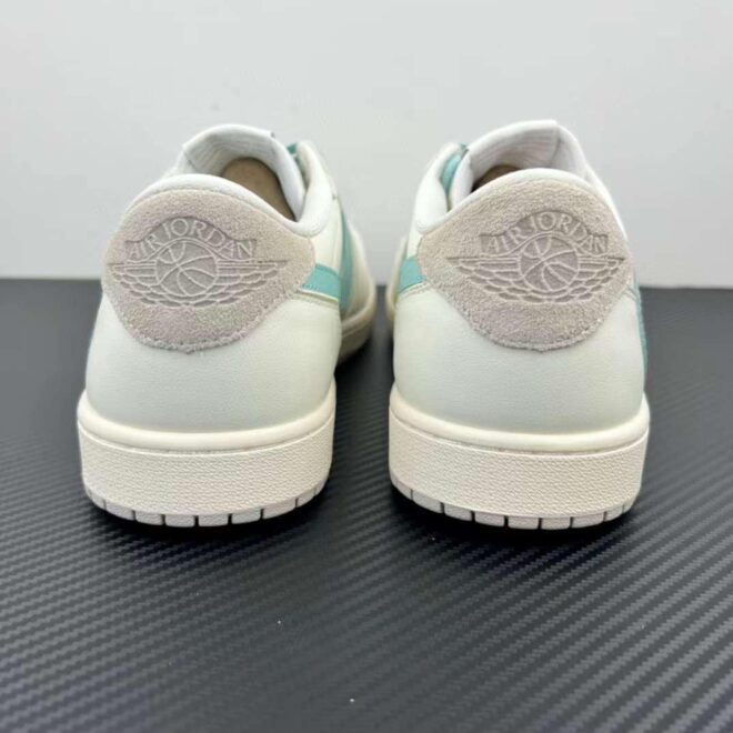 Travis Scott x Air Jordan 1 Low Cream Tiffany - Image 5