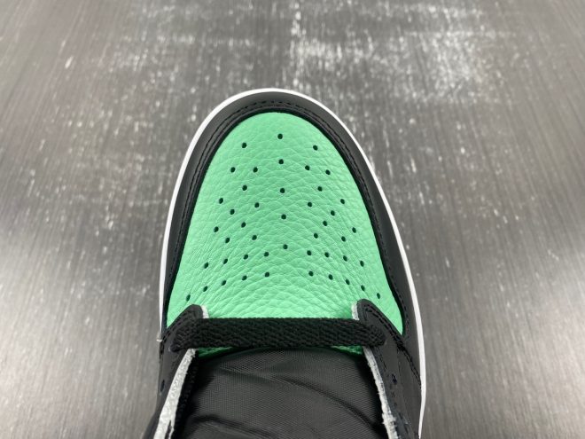 Air Jordan 1 High Green Glow - Image 15