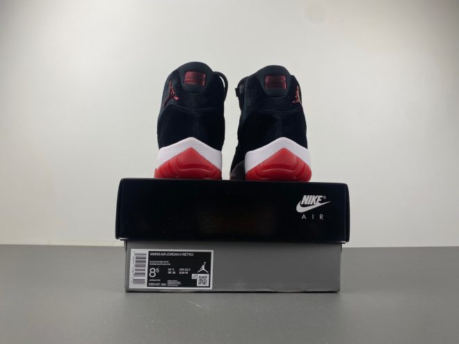 Air Jordan 11 Bred Velvet - Image 7