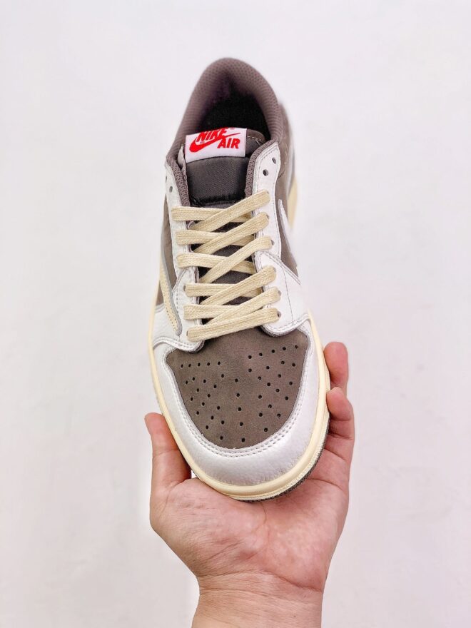 Travis Scott Reverse Mocha AJ1 Low - Image 15