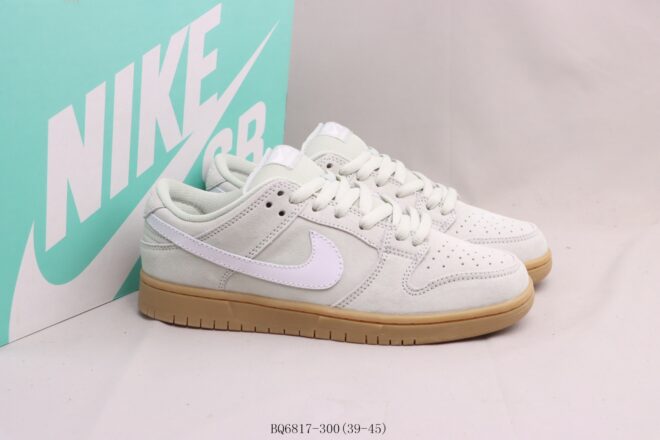 Nike SB Dunk Low Island Green Gum - Image 5