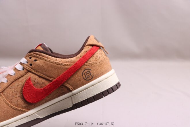 CLOT x Dunk Low SP 'Cork' - Image 2