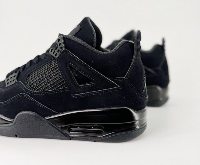 Air Jordan 4 Retro Black Cat - Image 5